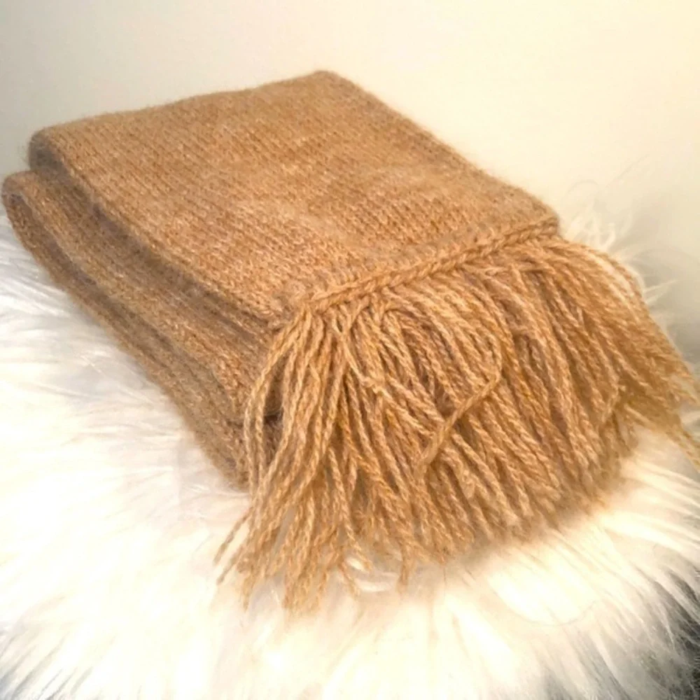 SCARF | Knit Brown Fringe Scarf